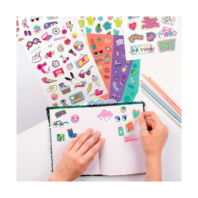 Libro con 1000 Stickers Adorables Fashion Angels